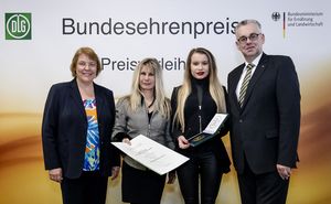 Bundesehrenpreis für Bad Hönninger Fruchtsäfte und Weine